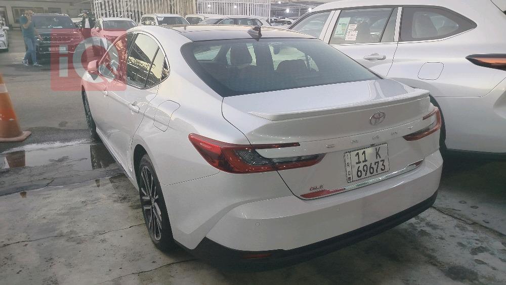 تۆیۆتا کامری